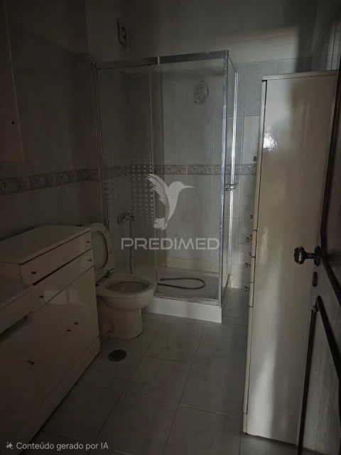 Moradia T4 para Venda em Póvoa de Santa Iria e Forte da Casa