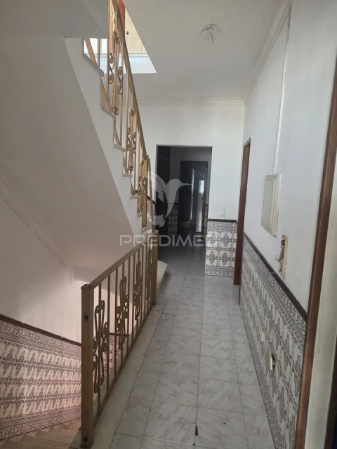 Moradia T4 para Venda em Póvoa de Santa Iria e Forte da Casa