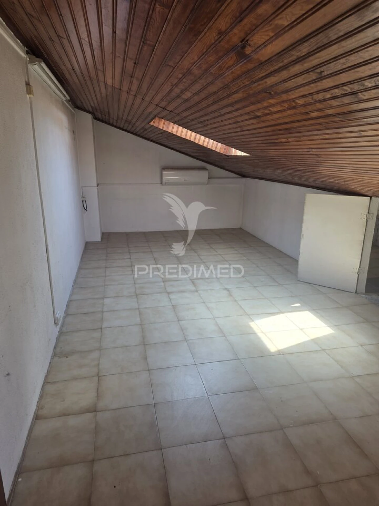 Moradia T4 para Venda em Póvoa de Santa Iria e Forte da Casa Foto 12