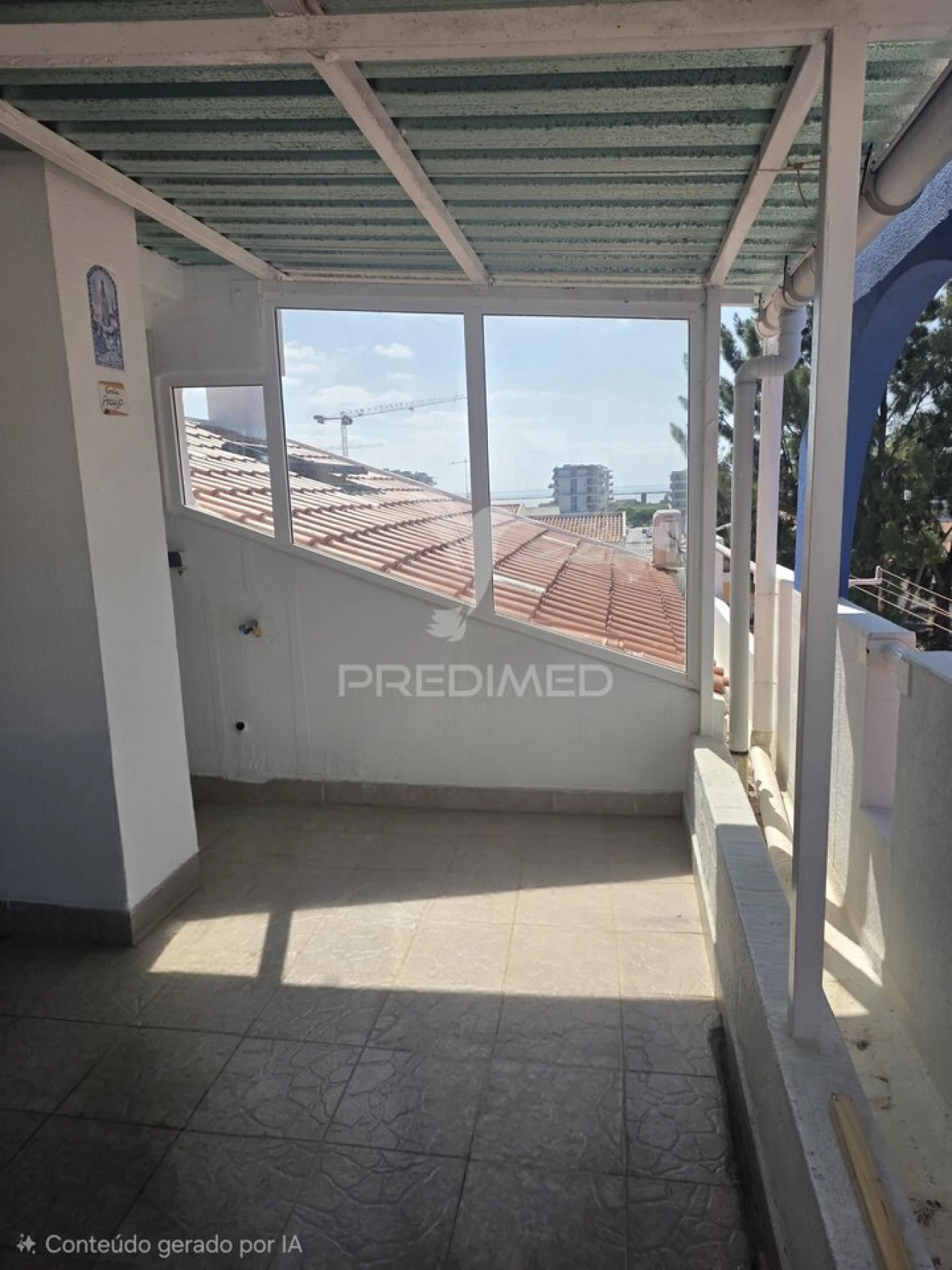 Moradia T4 para Venda em Póvoa de Santa Iria e Forte da Casa Foto 3