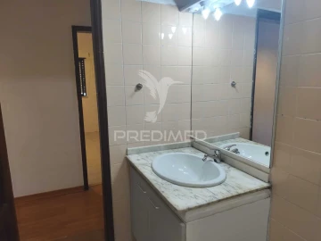 Apartamento T2 para Venda em Arruda dos Vinhos