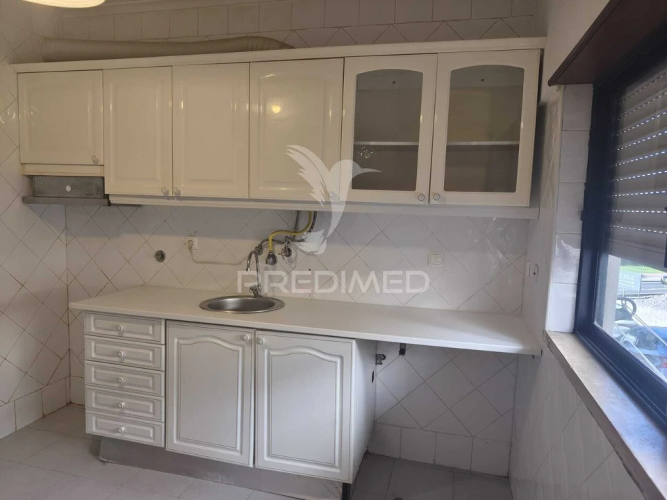 Apartamento T2 para Venda em Arruda dos Vinhos Foto 2