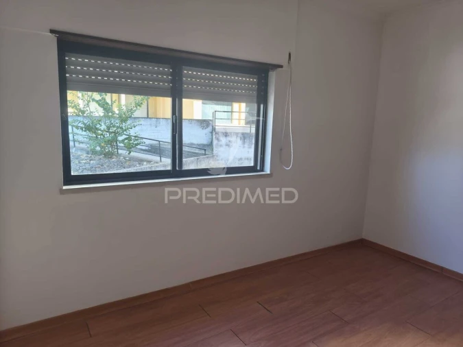Apartamento T2 para Venda em Arruda dos Vinhos Foto 17