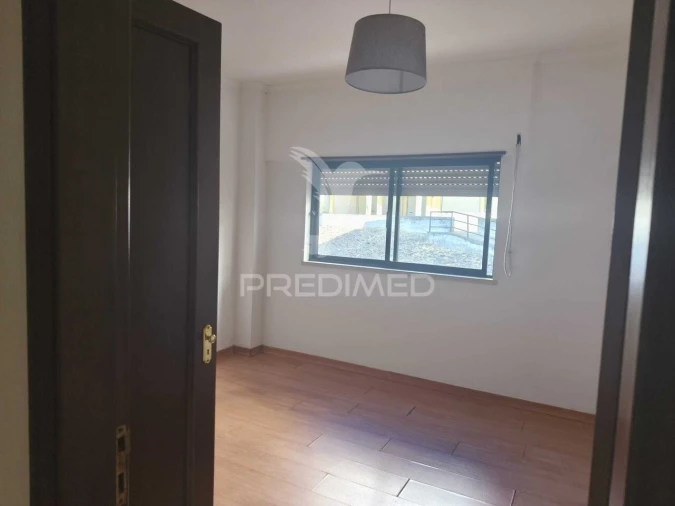 Apartamento T2 para Venda em Arruda dos Vinhos Foto 18