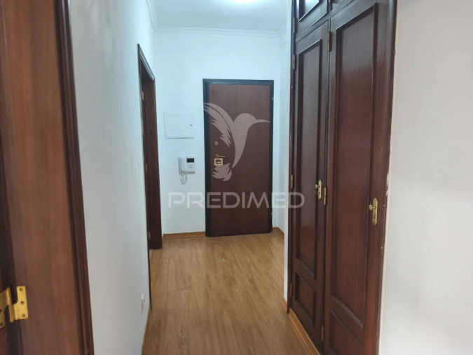 Apartamento T2 para Venda em Arruda dos Vinhos Foto 8