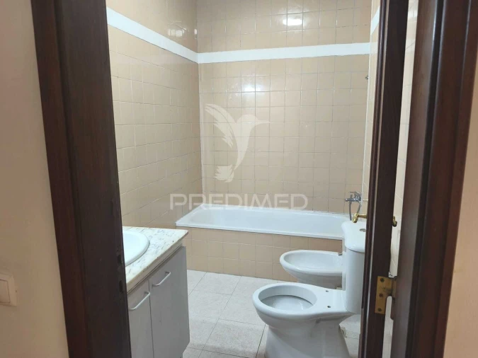 Apartamento T2 para Venda em Arruda dos Vinhos Foto 12