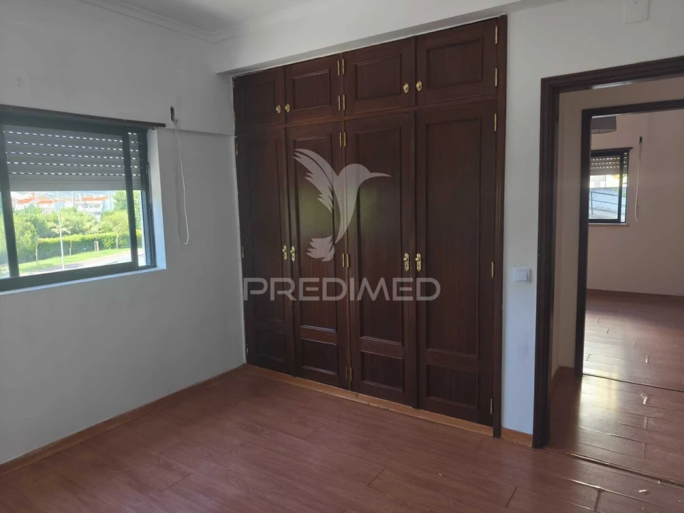 Apartamento T2 para Venda em Arruda dos Vinhos Foto 14