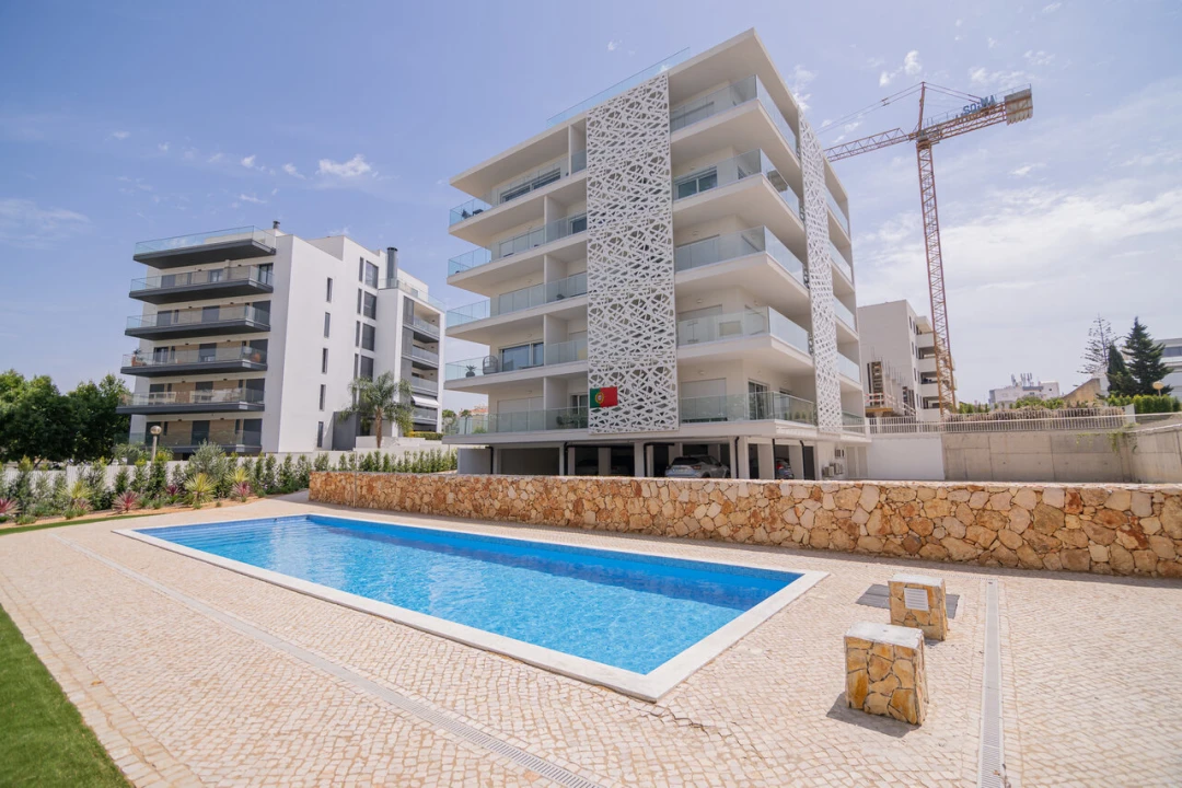 Apartamento T2 para Venda em Portimão Foto 2