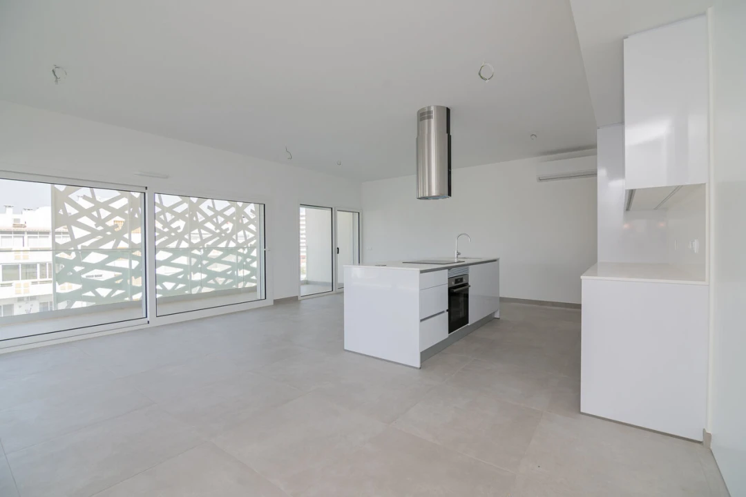 Apartamento T2 para Venda em Portimão Foto 11
