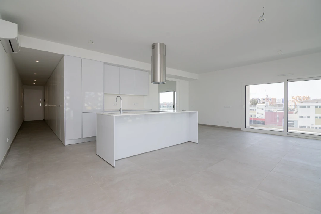 Apartamento T2 para Venda em Portimão Foto 12