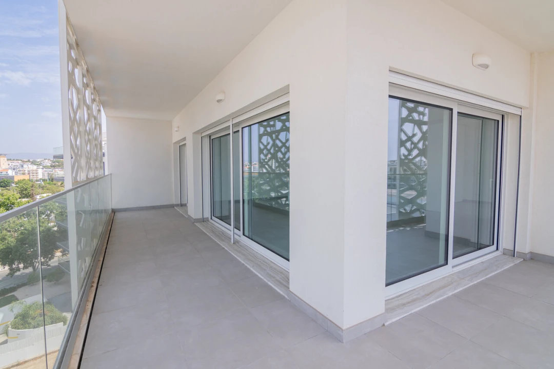 Apartamento T2 para Venda em Portimão Foto 31