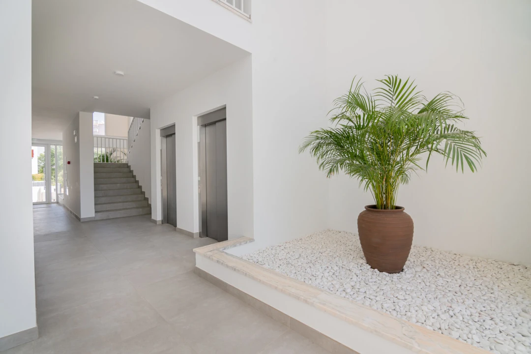 Apartamento T3 para Venda em Portimão Foto 7