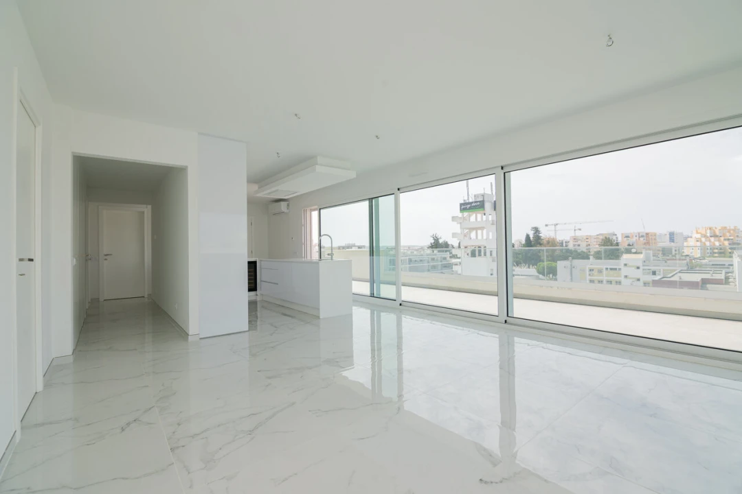Apartamento T3 para Venda em Portimão Foto 11