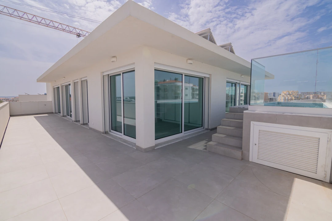 Apartamento T3 para Venda em Portimão Foto 34