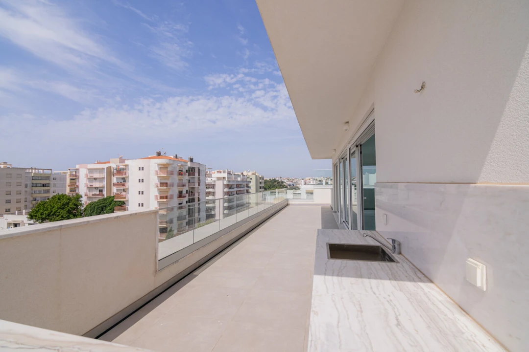 Apartamento T3 para Venda em Portimão Foto 37