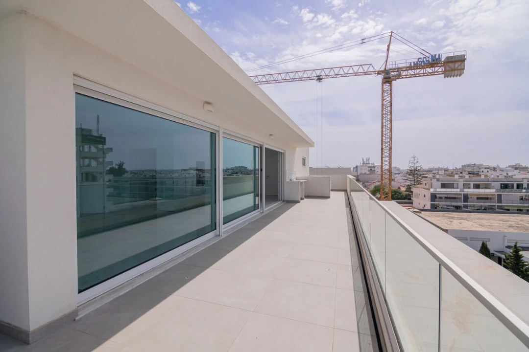 Apartamento T3 para Venda em Portimão Foto 38