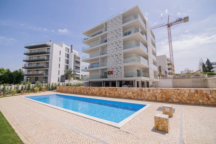 Apartamento T3 para Venda em Portimão Foto 3