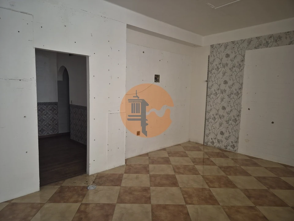 Loja para Arrendamento em Vila Real de Santo Antonio Foto 6