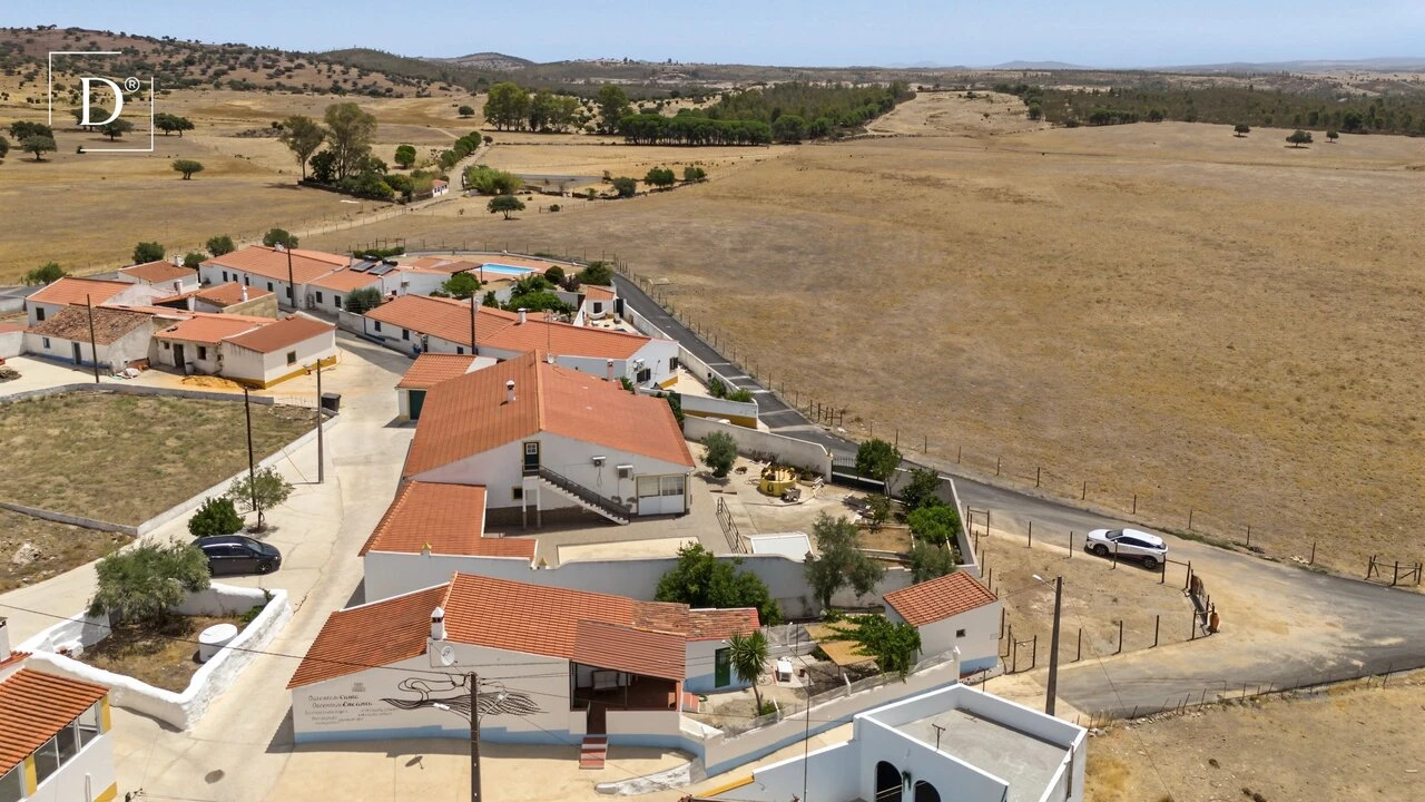 Moradia T2 para Venda em Santana de Cambas Foto 3