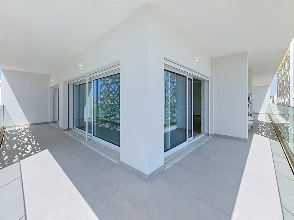 Apartamento T3 para Venda em Portimão Foto 17