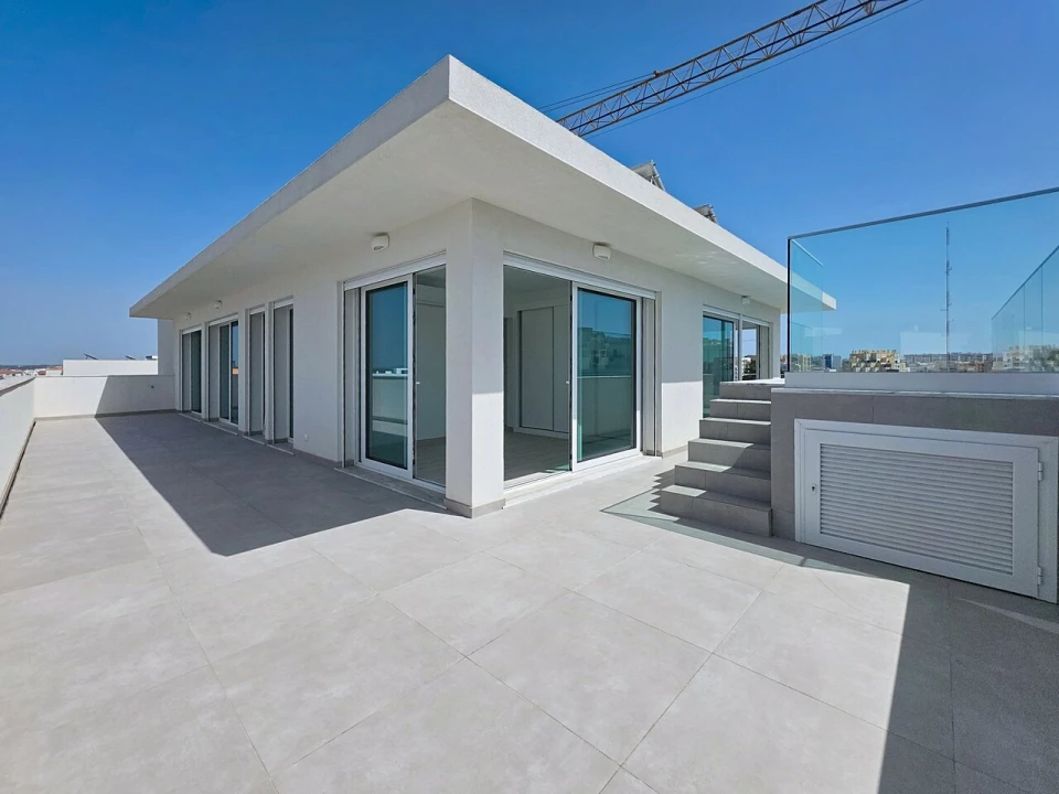 Apartamento T3 para Venda em Portimão Foto 7