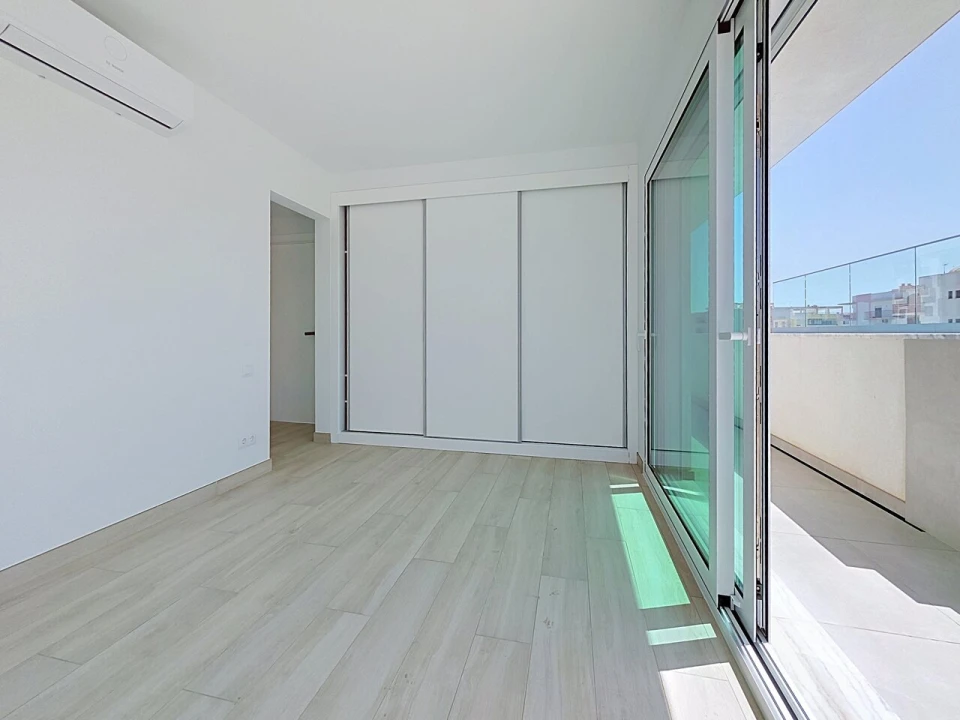 Apartamento T3 para Venda em Portimão Foto 8