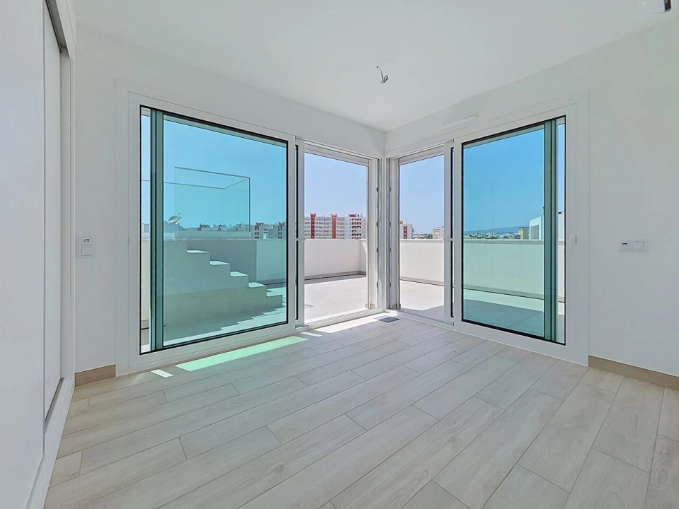 Apartamento T3 para Venda em Portimão Foto 9