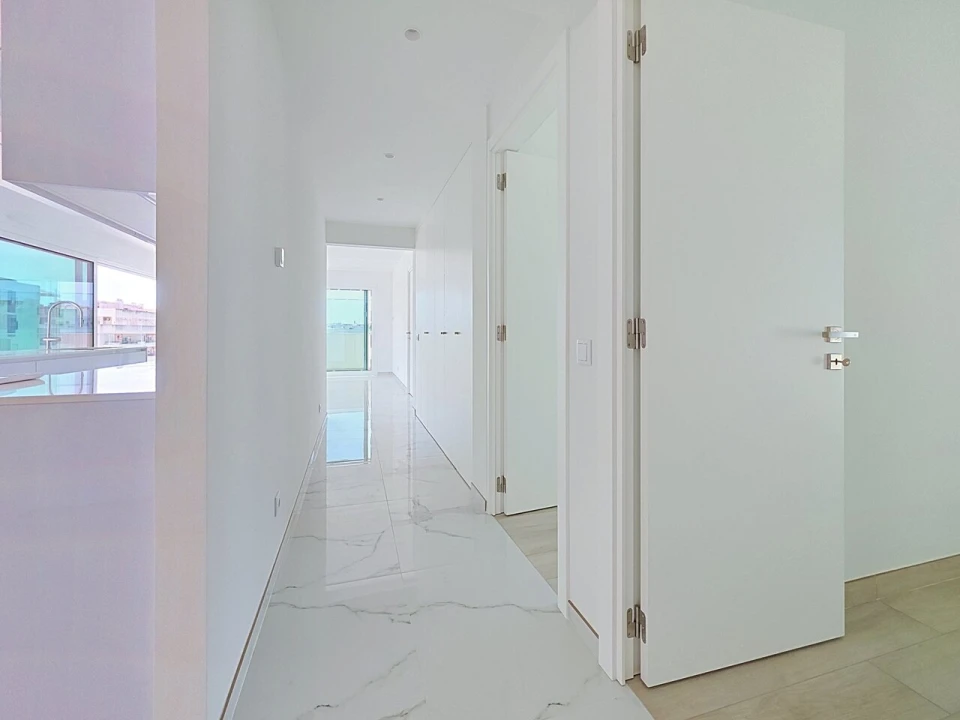 Apartamento T3 para Venda em Portimão Foto 23