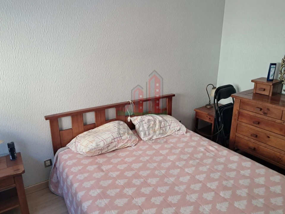 Apartamento T2 para Venda em Coimbrão Foto 20