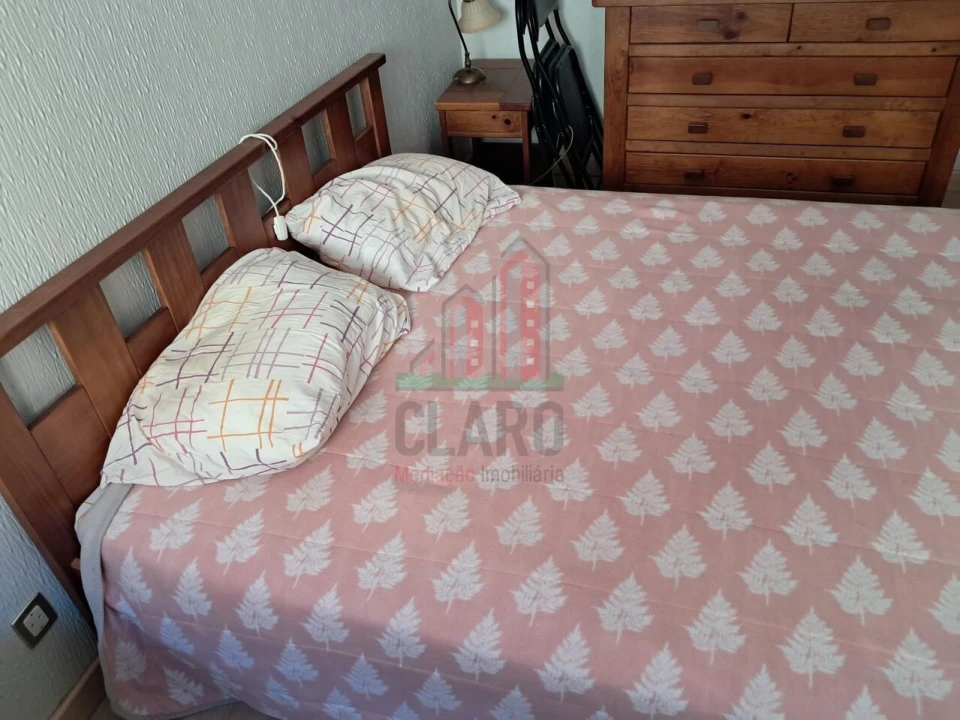 Apartamento T2 para Venda em Coimbrão Foto 19
