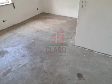 Moradia T4 para Venda em Lousã e Vilarinho
