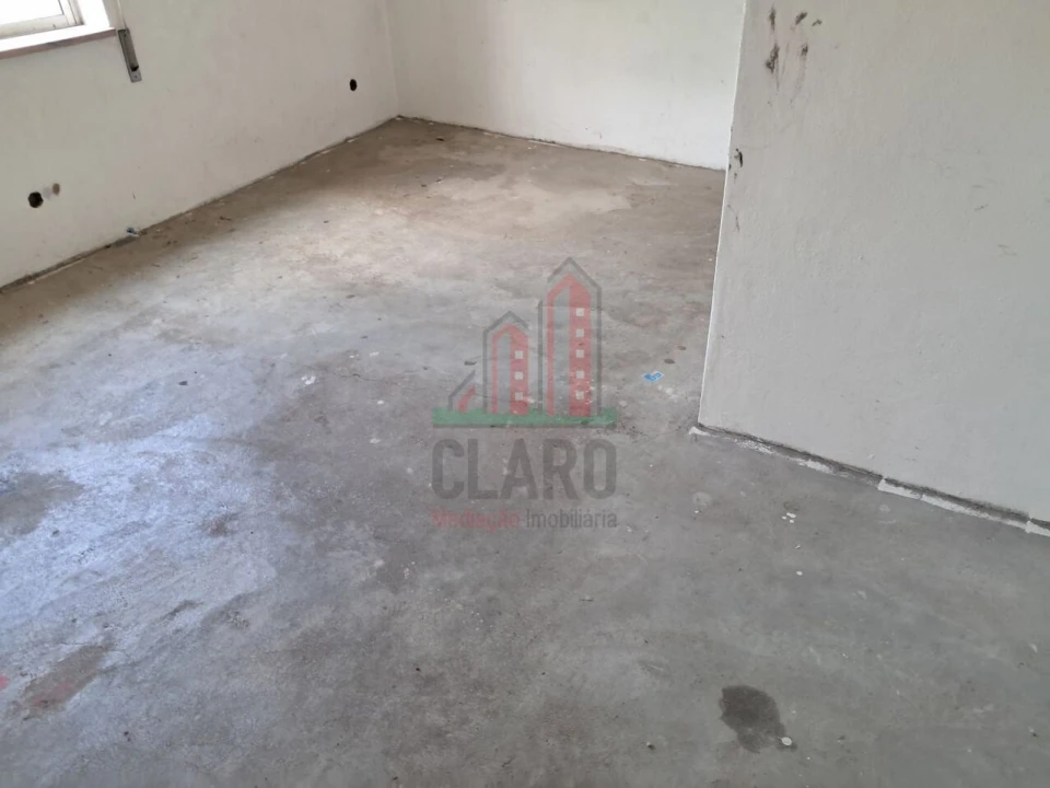 Moradia T4 para Venda em Lousã e Vilarinho Foto 15