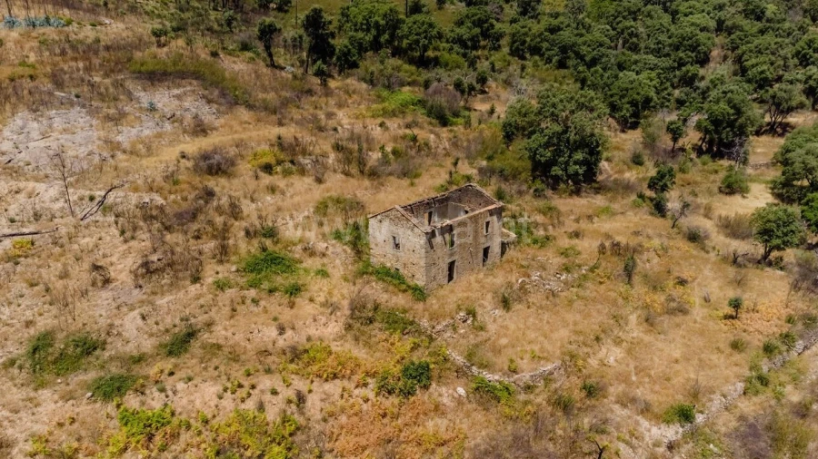 Quinta T0 para Venda em Telhado