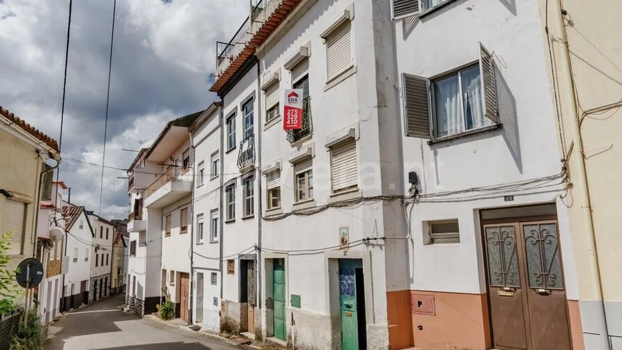 Moradia T4 para Venda em Casegas e Ourondo