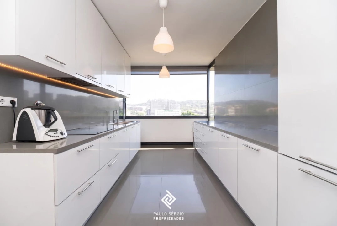 Apartamento T4 para Venda em Mafamude e Vilar do Paraíso Foto 7