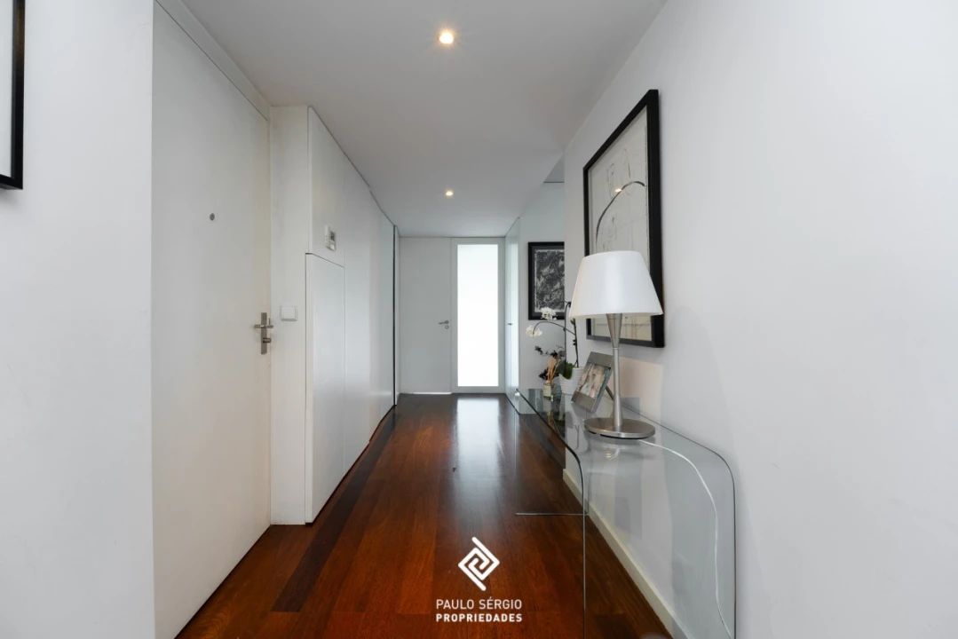 Apartamento T4 para Venda em Mafamude e Vilar do Paraíso Foto 9
