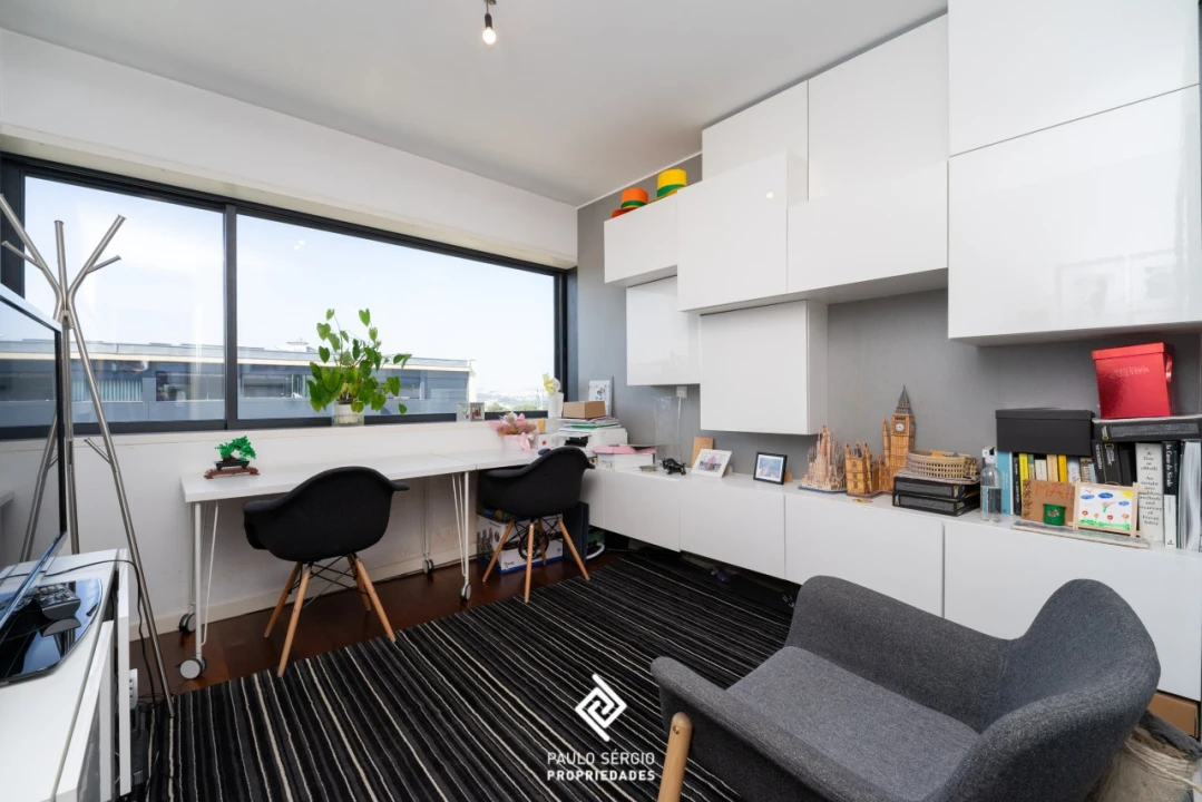 Apartamento T4 para Venda em Mafamude e Vilar do Paraíso Foto 13