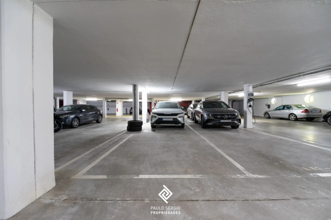 Apartamento T4 para Venda em Mafamude e Vilar do Paraíso Foto 23