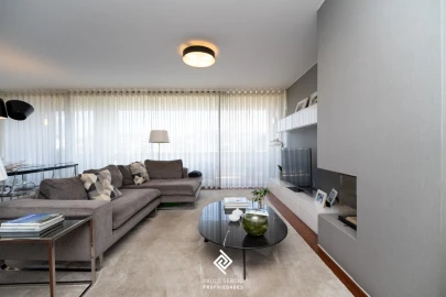 Apartamento T4 para Venda em Mafamude e Vilar do Paraíso