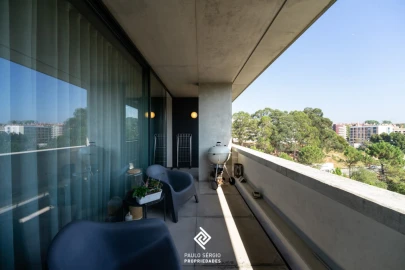 Apartamento T4 para Venda em Mafamude e Vilar do Paraíso