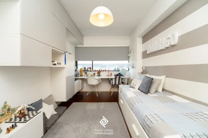 Apartamento T4 para Venda em Mafamude e Vilar do Paraíso