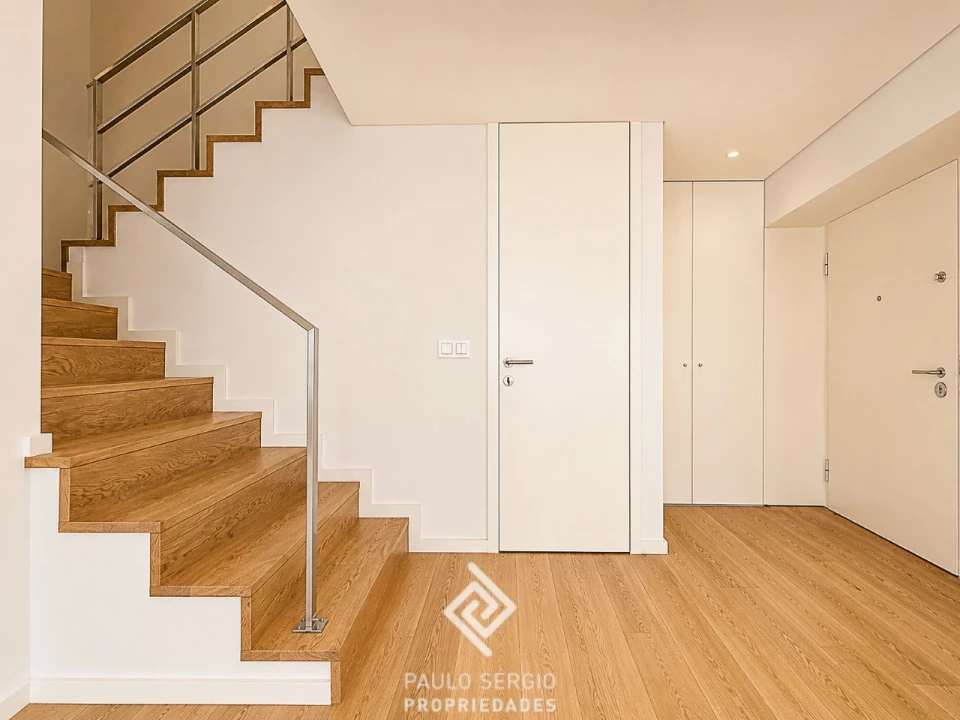 Apartamento T2 para Arrendamento em Aldoar, Foz do Douro e Nevogilde Foto 6