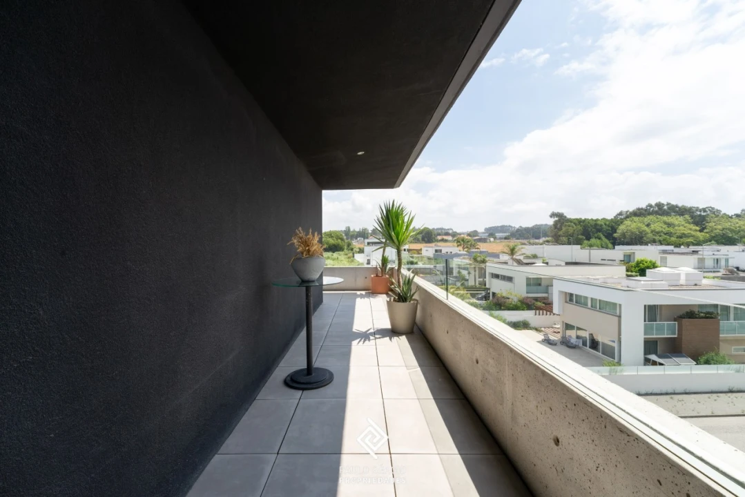 Apartamento T2 para Venda em Arcozelo Foto 16