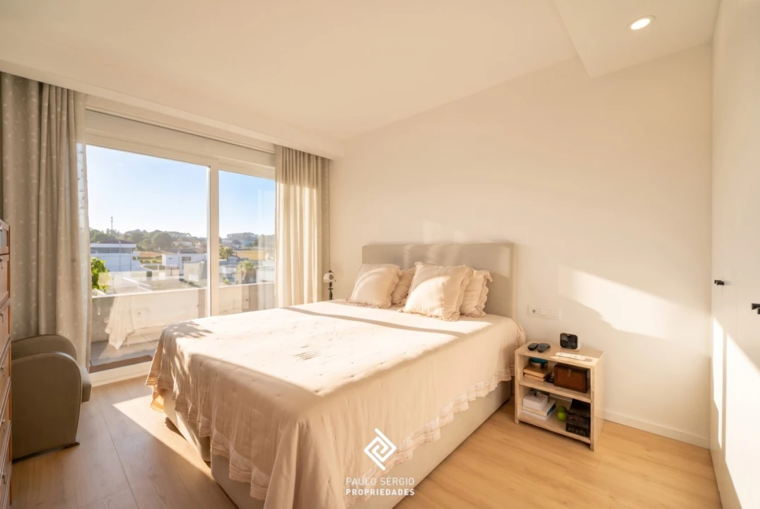 Apartamento T2 para Venda em Arcozelo Foto 17