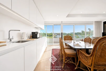 Apartamento T2 para Venda em Arcozelo