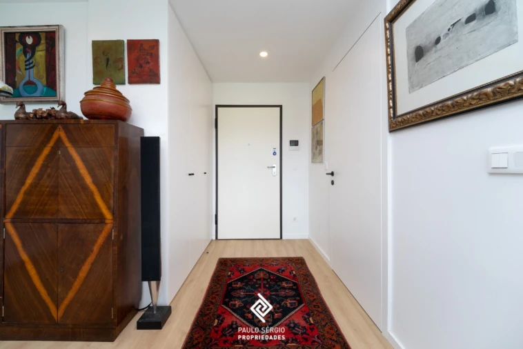 Apartamento T2 para Venda em Arcozelo Foto 3