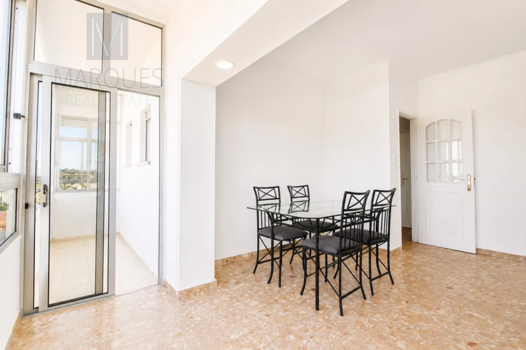 Apartamento T3 para Venda em Almada, Cova da Piedade, Pragal e Cacilhas Foto 12