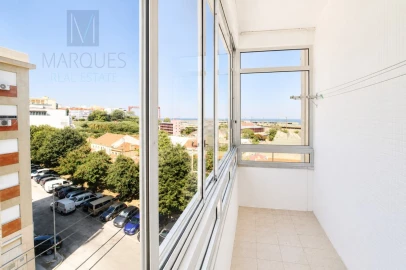 Apartamento T3 para Venda em Almada, Cova da Piedade, Pragal e Cacilhas