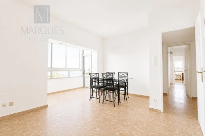 Apartamento T3 para Venda em Almada, Cova da Piedade, Pragal e Cacilhas