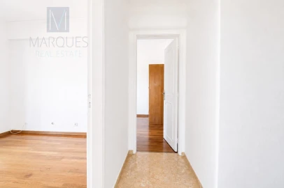 Apartamento T3 para Venda em Almada, Cova da Piedade, Pragal e Cacilhas